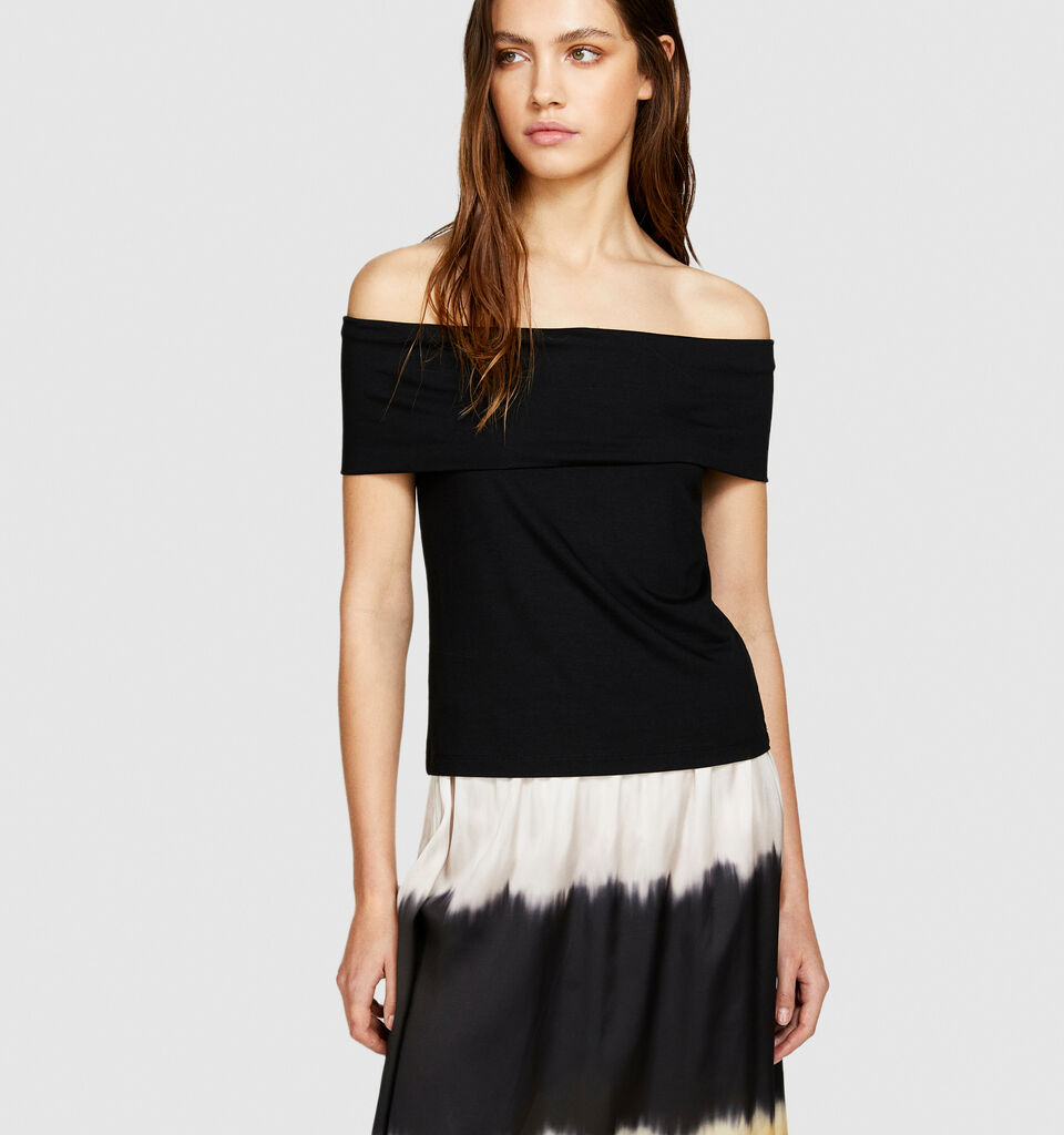 Bare shoulder t-shirt - women's short sleeve t-shirts - Black | Sisley image number 4